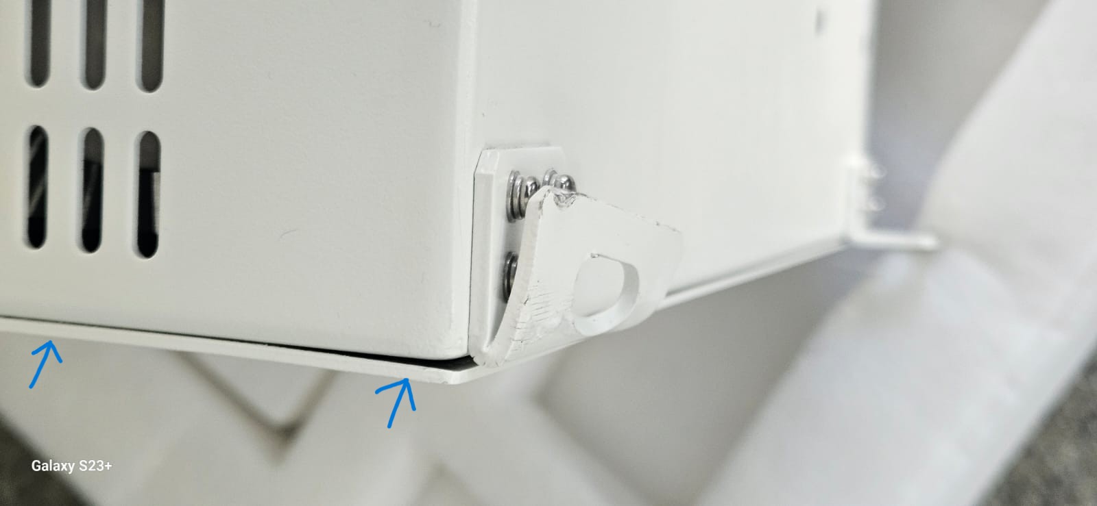 Inverter DEYE SUN-10K-SG02LP1-EU-AM3 / IZLAZ - Slika 5